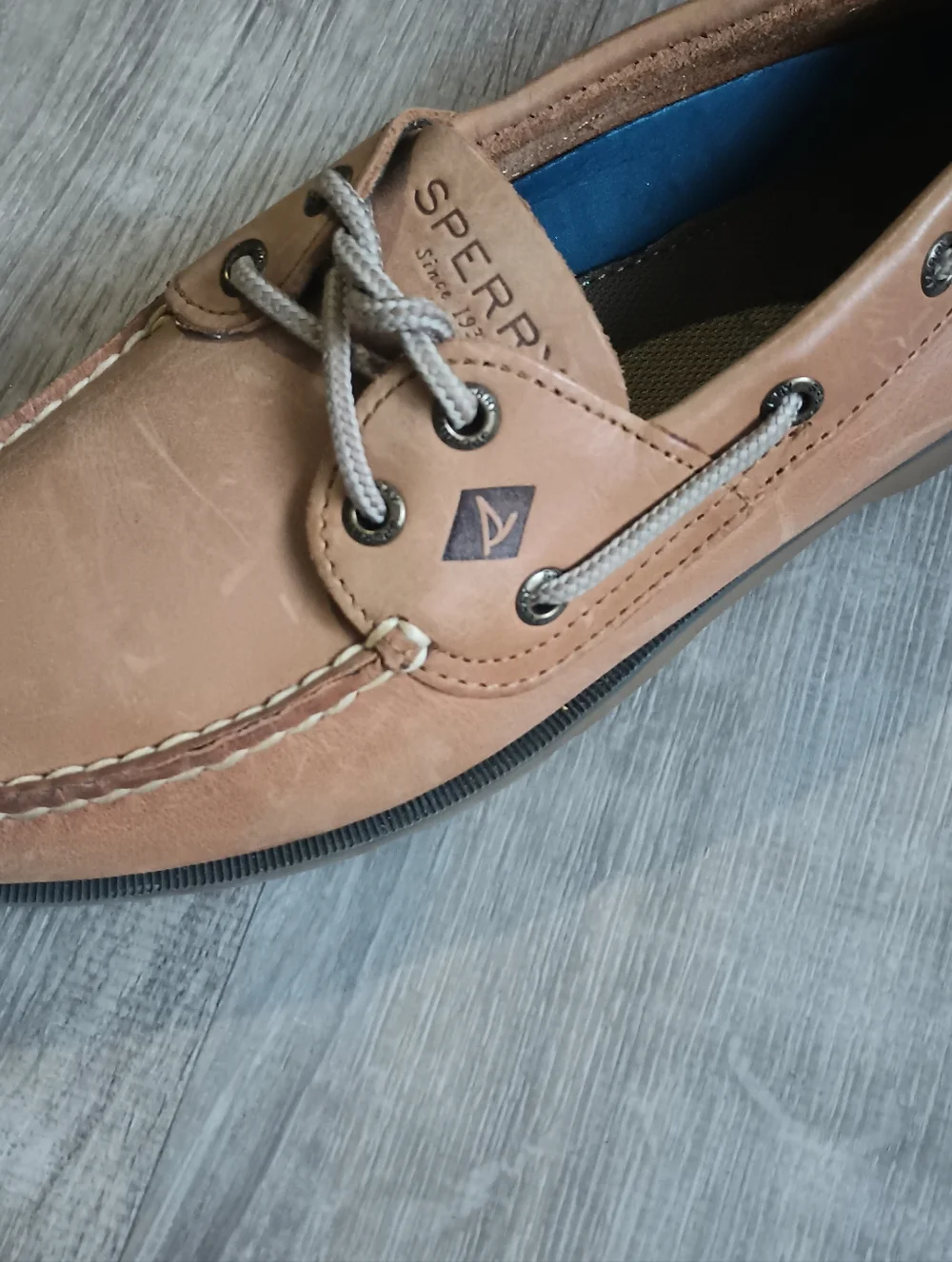 Sperry Authentic Original Leather Loafers (Tan) A-